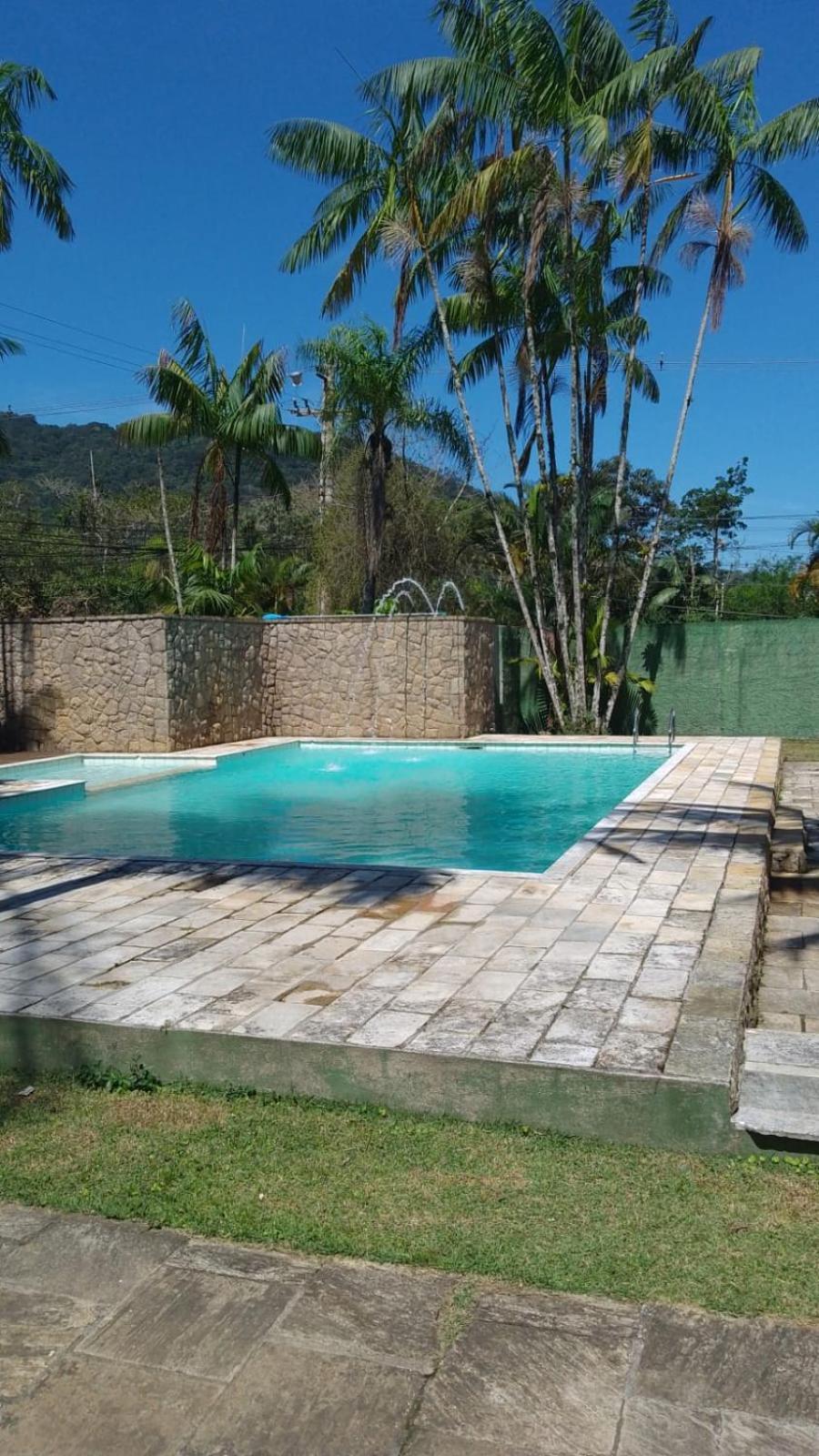 Lagoinha Hotel *